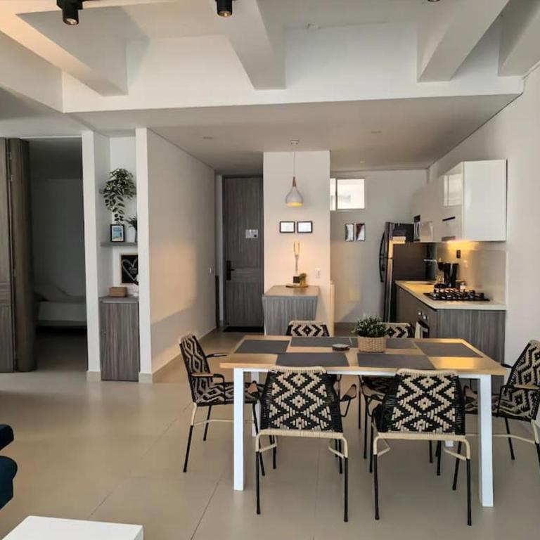 Lujo Apto- Santa Marta - Primera Línea - Two-Bedroom Apartment - 53