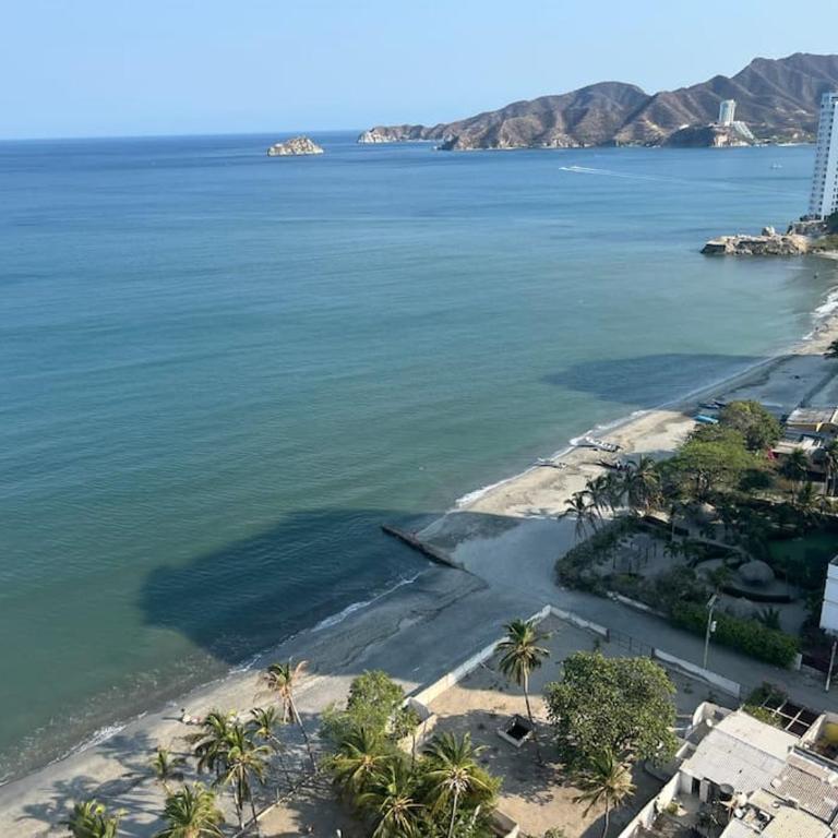 Lujo Apto- Santa Marta - Primera Línea - Two-Bedroom Apartment - 77
