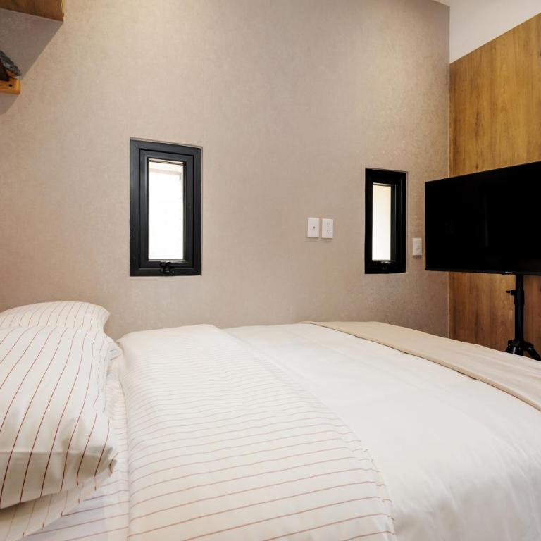 Casa Colon - One-Bedroom Apartment - 11