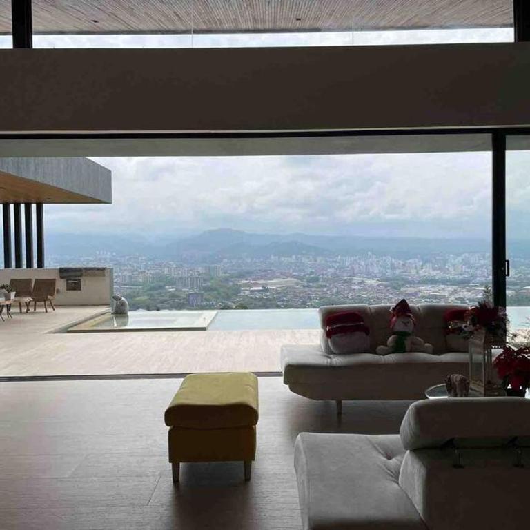 Luxury Villa Spectacular Views Sauna Jacuzzi BBQ - Villa Deluxe - 30