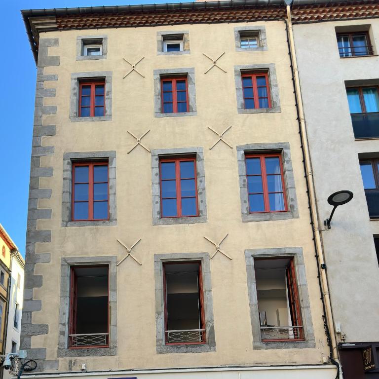La magie de Carnot Meublé de tourisme 3 étoiles - Apartment with City View - 9