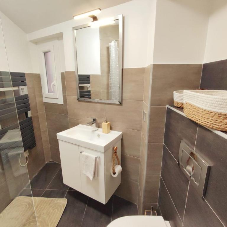 Chambre à 3 min de la Promenade des Anglais à pieds 200m - Habitación Doble - 12