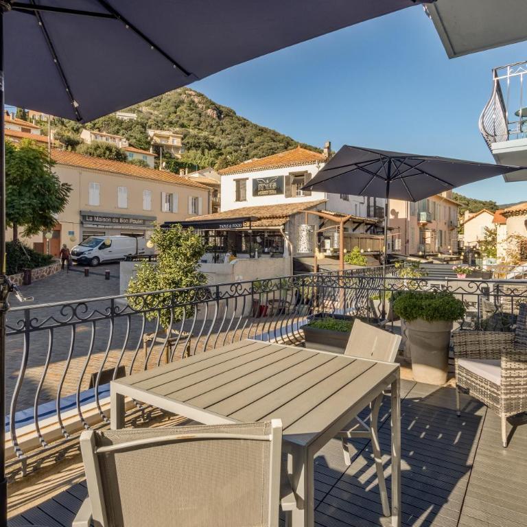 Boutique Hôtel de la Corniche d'Or - Chambre Double Riviera avec Terrasse - 1