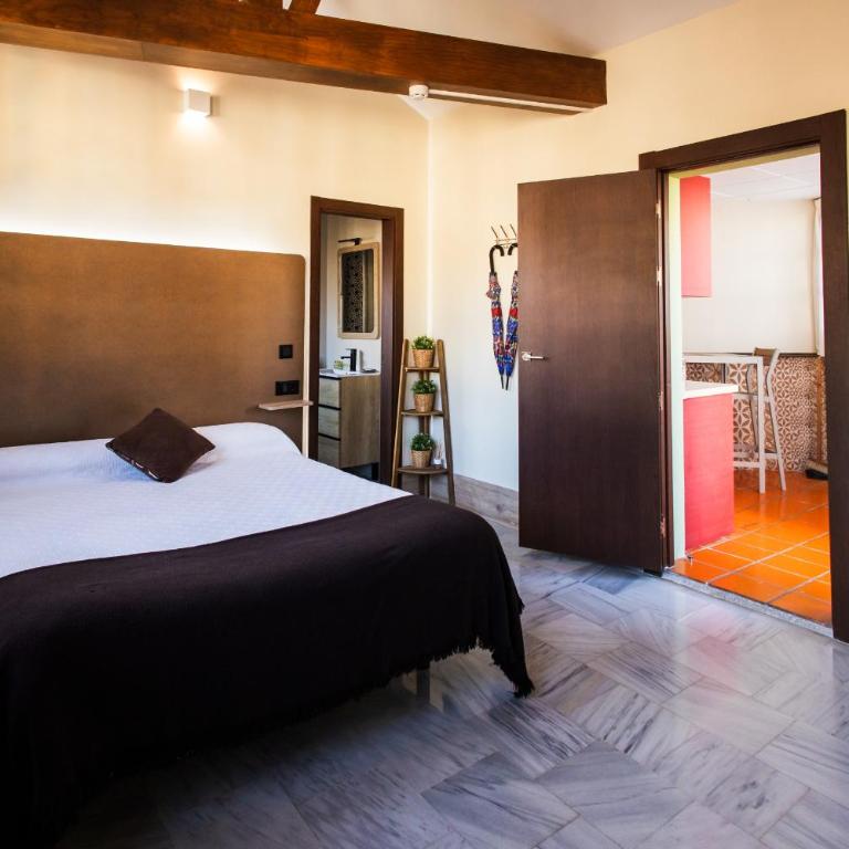 Apartamentos Reyes Católicos by Medina Living - Penthouse Apartment - 2