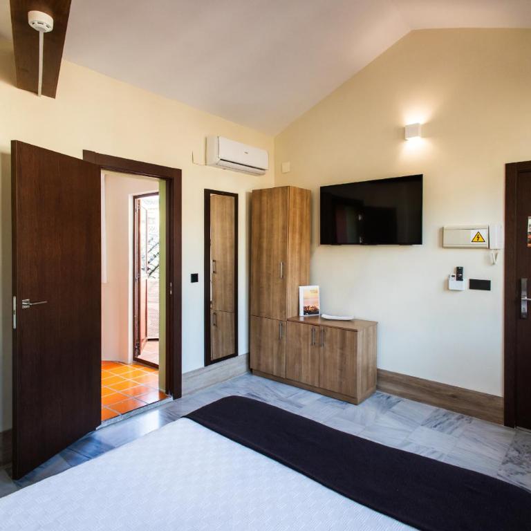 Apartamentos Reyes Católicos by Medina Living - Penthouse Apartment - 7