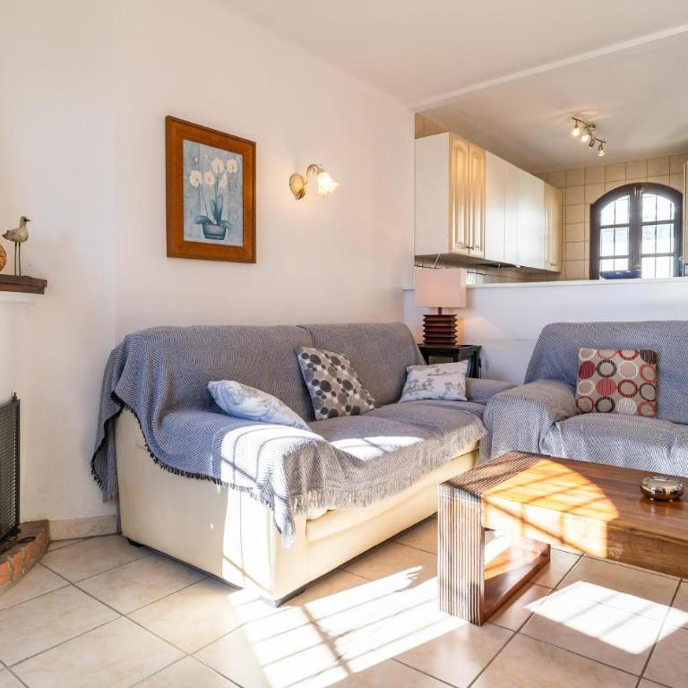 Cozy Home In Nerja With Wifi - Casa de vacaciones de 2 dormitorios - 7