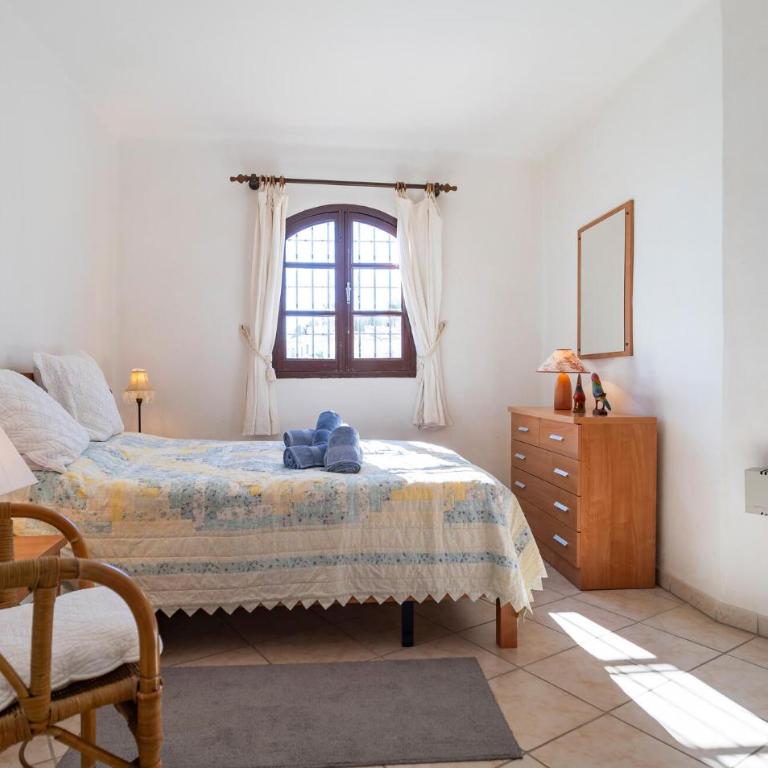 Cozy Home In Nerja With Wifi - Casa de vacaciones de 2 dormitorios - 8