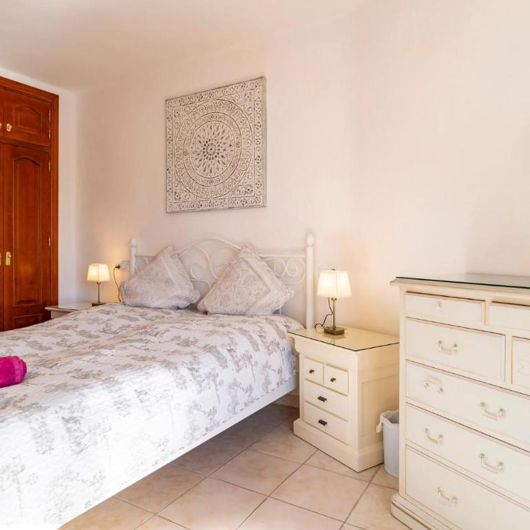 Cozy Home In Nerja With Wifi - Casa de vacaciones de 2 dormitorios - 11
