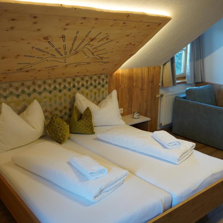 Bucheggerhof - Apartment mit 2 Schlafzimmern und Bergblick - 1