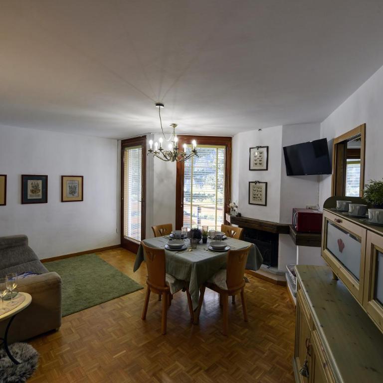 Dulci du Mont Blanc - One-Bedroom Apartment with Balcony and Mountain View - 20