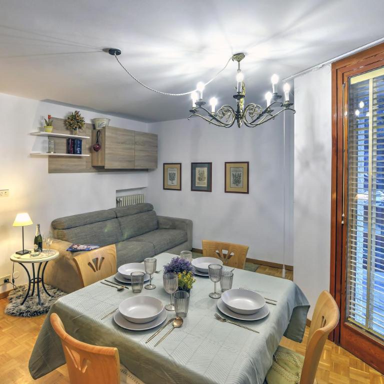 Dulci du Mont Blanc - One-Bedroom Apartment with Balcony and Mountain View - 24