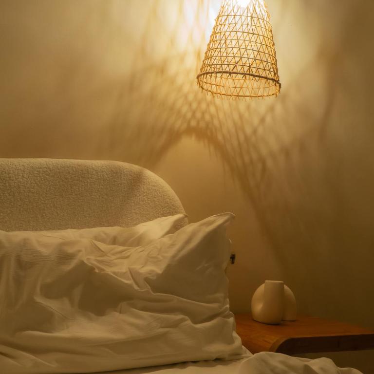 Taga Suites - Deluxe Double Room - 17