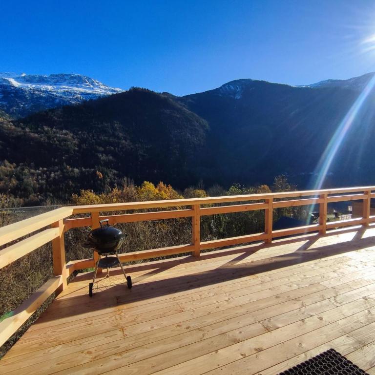 Le Bois Cosy appartement 4 étoiles 6 personnes, ACCES SKI ALPE D'HUEZ GRAND DOMAINE A 3 K M - Appartement 2 Chambres - Vue sur Lac - 27