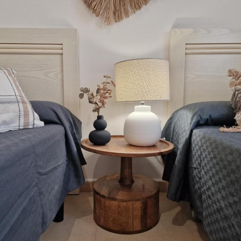 ALBA VINCA Apartment - Two-Bedroom Apartment with Balcony and Sea View - 22