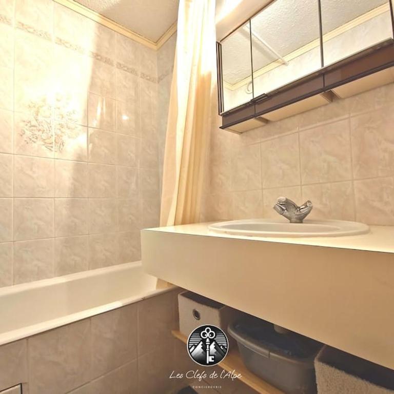 Logement lumineux - Centre station - Cozy - Appartement 1 Chambre - 25