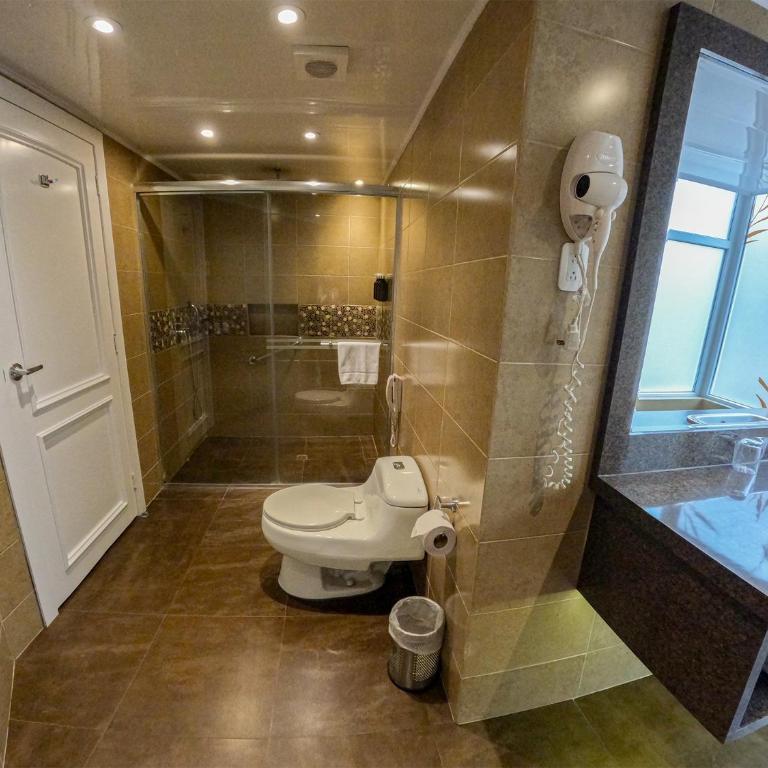 Mercure Alameda Quito - Suite Superior con 2 camas individuales - 8