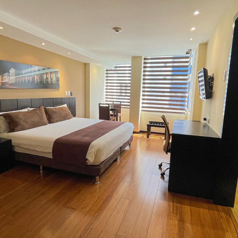 Mercure Alameda Quito - Habitación Deluxe con cama extragrande - 2