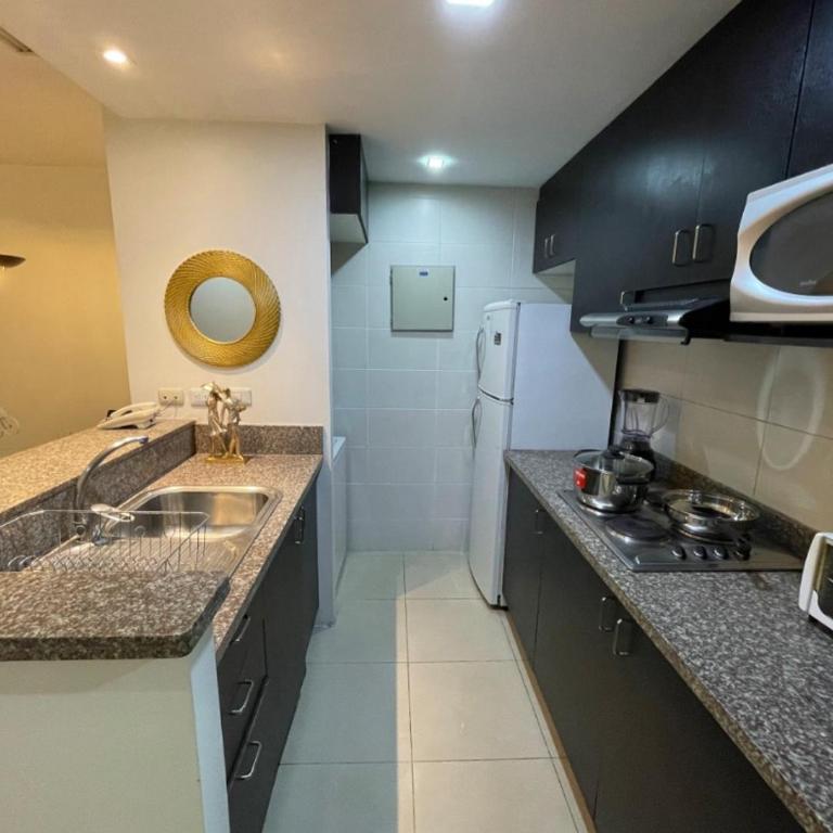 Ecuabook torre sol 32 mall del Sol - Executive Suite - 5