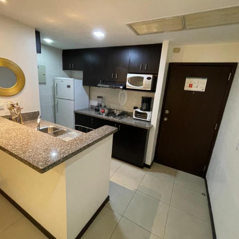 Ecuabook torre sol 32 mall del Sol - Executive Suite - 6