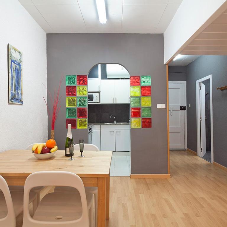 Deep Purple - Two-Bedroom Apartment - 29