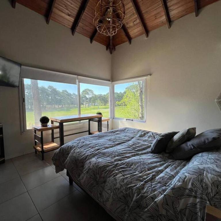Carilo para 10, frente al golf con Pileta Climatizada! - Casa de 4 dormitorios - 4