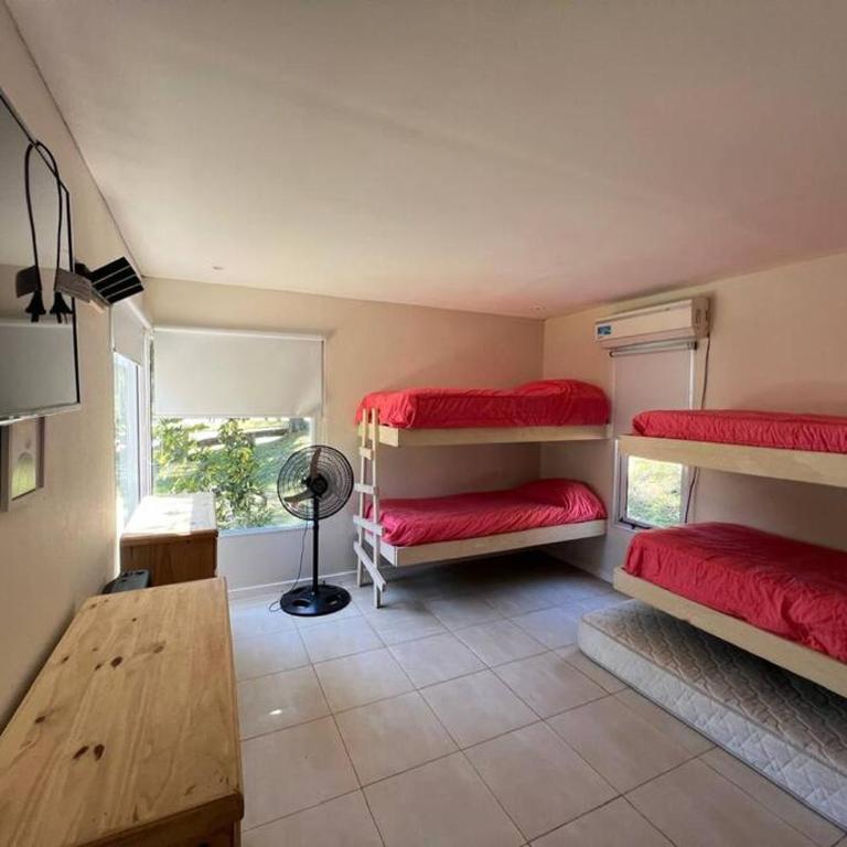 Carilo para 10, frente al golf con Pileta Climatizada! - Casa de 4 dormitorios - 12