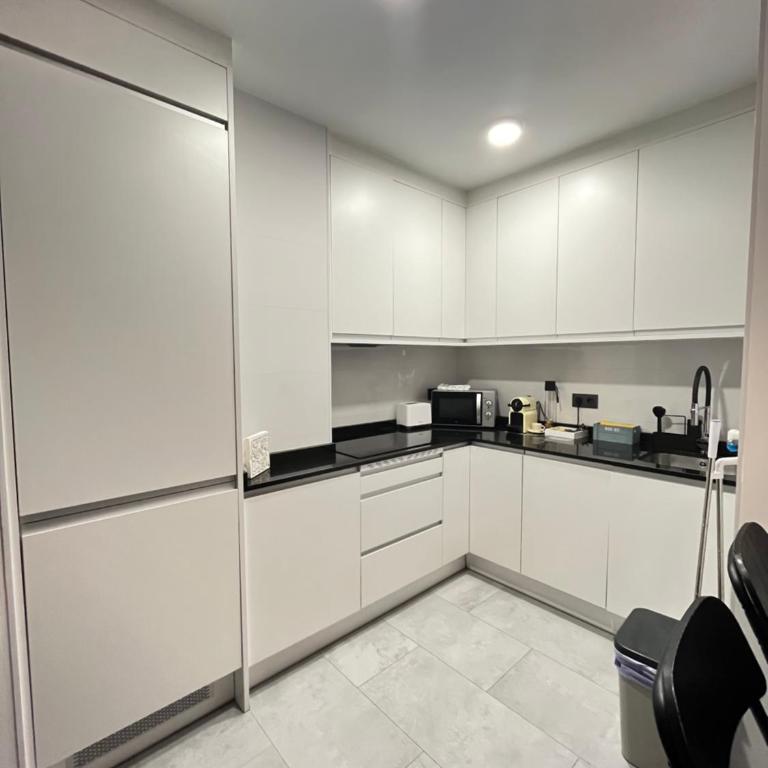 Madrid Confort Suites - One-Bedroom Apartment - 6