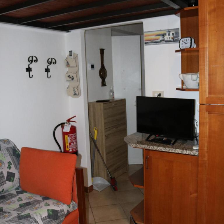 La casetta nella Città dei due Mari - One-Bedroom Apartment - 13