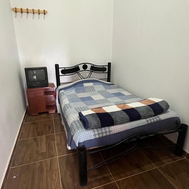 La Casona Yemelo - Double Room with Shared Bathroom - 8