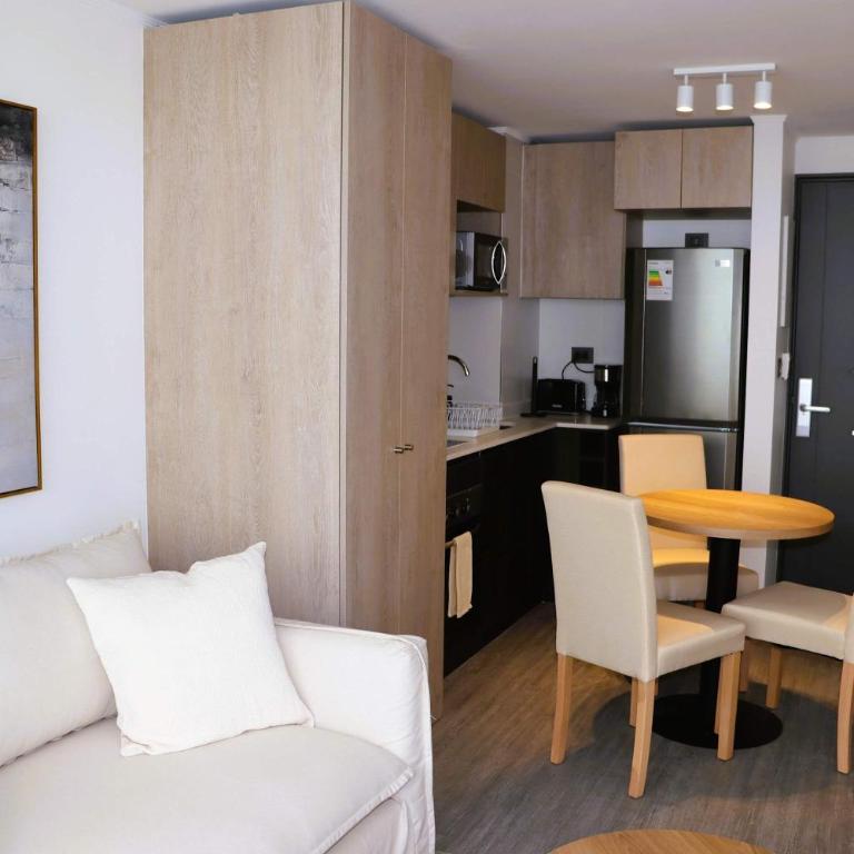 HOM I Inmejorable Depto 1D1B Terraza en Argomedo Stgo ARG830 - Apartamento - 5