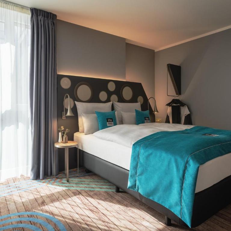 Holiday Inn - the niu, Brass Munich Olympiapark by IHG - Premium Queen Room - 5