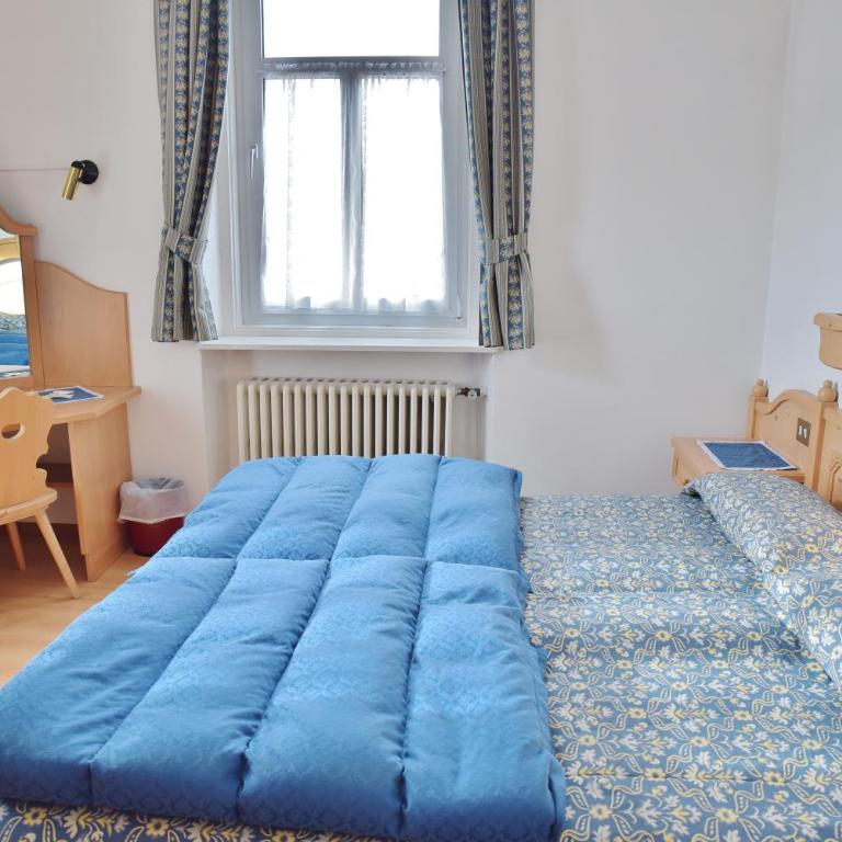 Hotel Regina - Camera Familiare (2 Adulti + 2 Bambini) - 4
