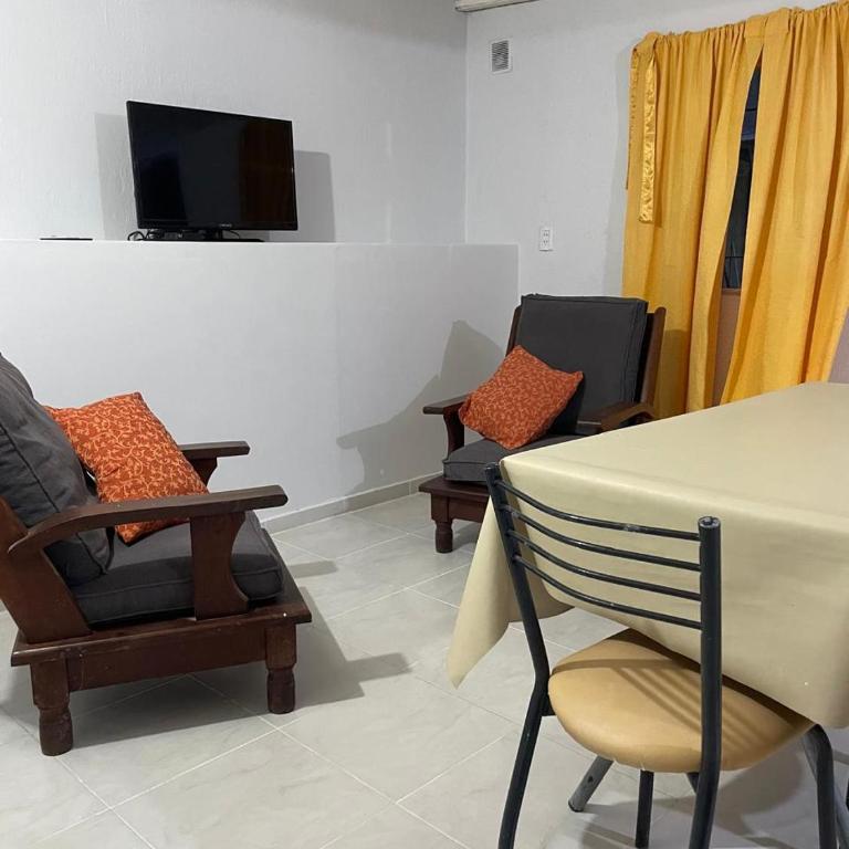 Casa en San Francisco del monte de oro - Casa con 1 dormitorio - 3