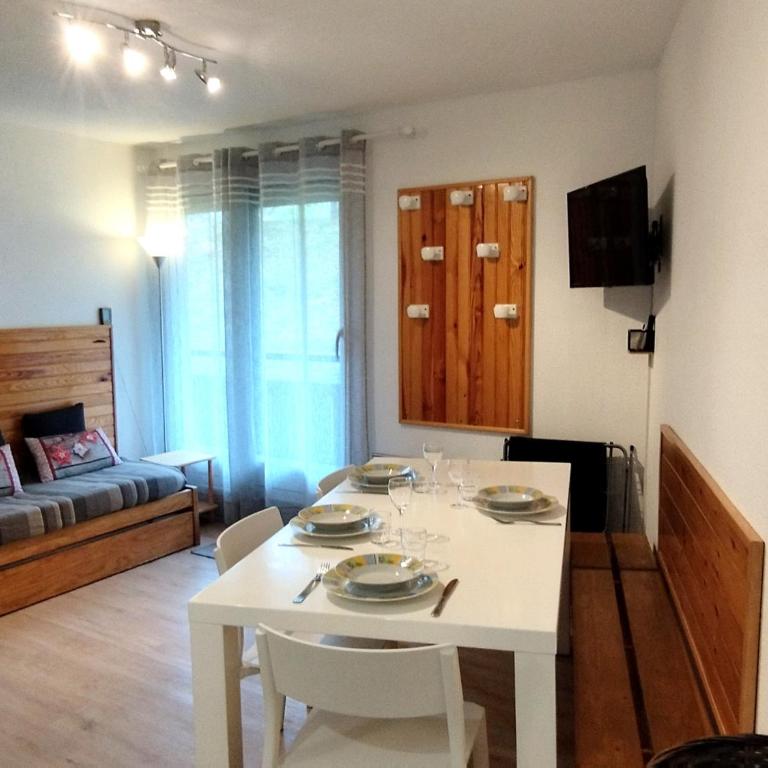 Charmant 2 Pièces Cabine, Proche Pistes, Balcon, Cuisine Équipée, Idéal Famille - Les Adrets - Appartement 1 Chambre - 6