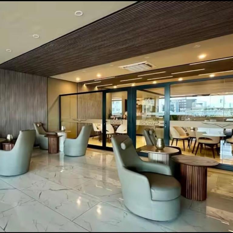 Moderno y lujoso apto en Equipetrol - Apartamento de 1 dormitorio - 14