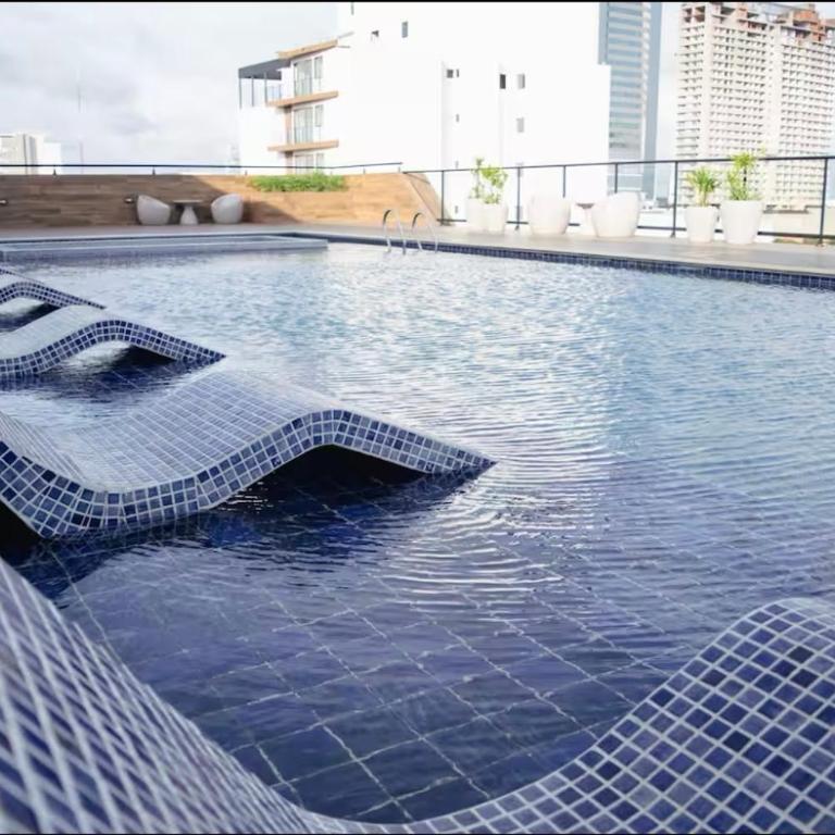 Moderno y lujoso apto en Equipetrol - Apartamento de 1 dormitorio - 16