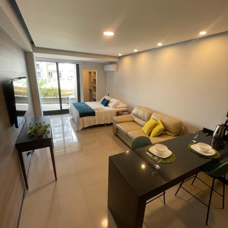 Moderno y lujoso apto en Equipetrol - Apartamento de 1 dormitorio - 22