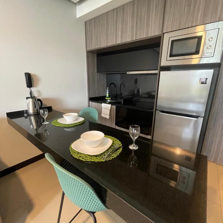 Moderno y lujoso apto en Equipetrol - Apartamento de 1 dormitorio - 34