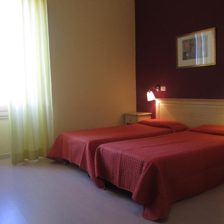 Hotel Genzianella - Camera Tripla con Bagno Privato - 1