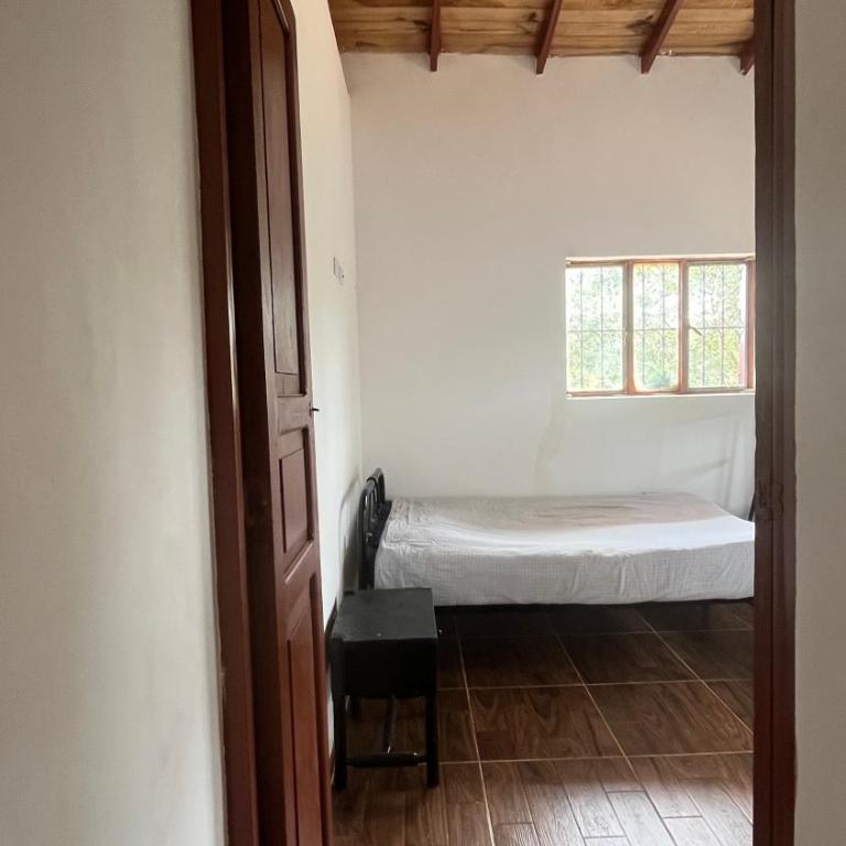 La Casona Yemelo - Quadruple Room with Shared Bathroom - 2