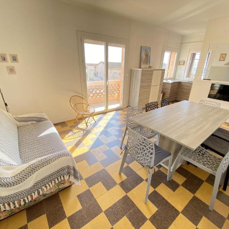 Appartement proche plage, centre-ville, équipé pour 5 personnes - FR-1-781-57 - Appartamento - 2
