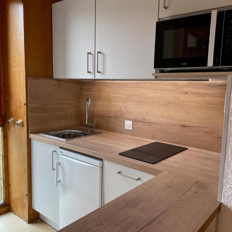 Appartement rénové au cœur des Coches, proche pistes et commerces - Apartment mit 1 Schlafzimmer - 2