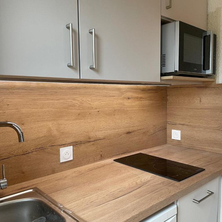 Appartement rénové au cœur des Coches, proche pistes et commerces - Apartment mit 1 Schlafzimmer - 7