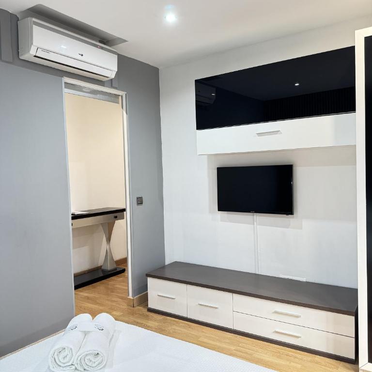 Apartamentos Day Madrid CALLAO II - Two-Bedroom Apartment - 20