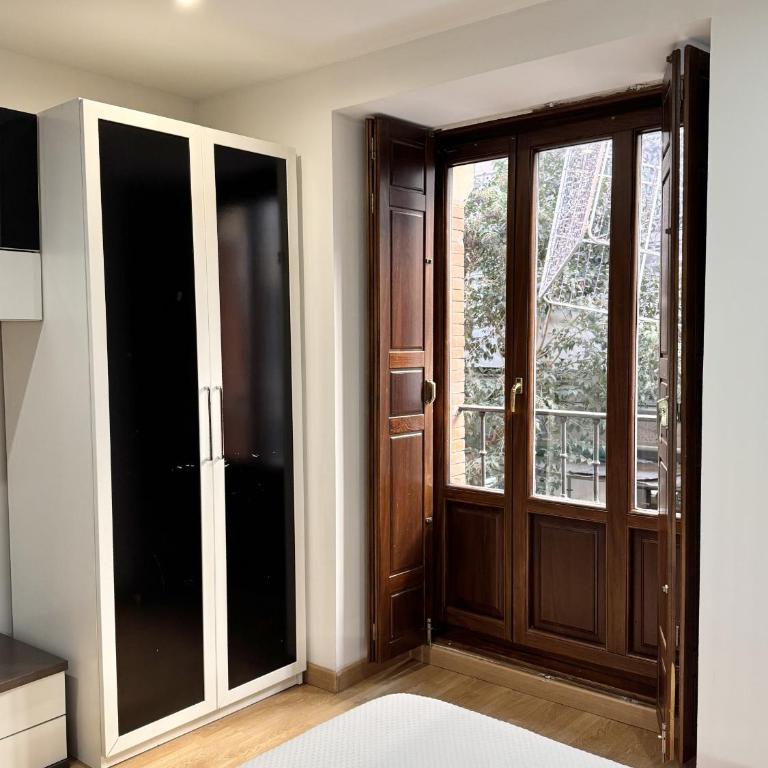 Apartamentos Day Madrid CALLAO II - Two-Bedroom Apartment - 10