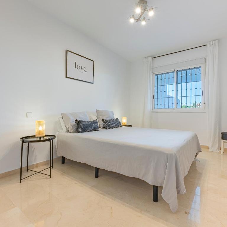 Rent Prestige- Jardines Andalucia Puerto Banus - Two-Bedroom Apartment - 21