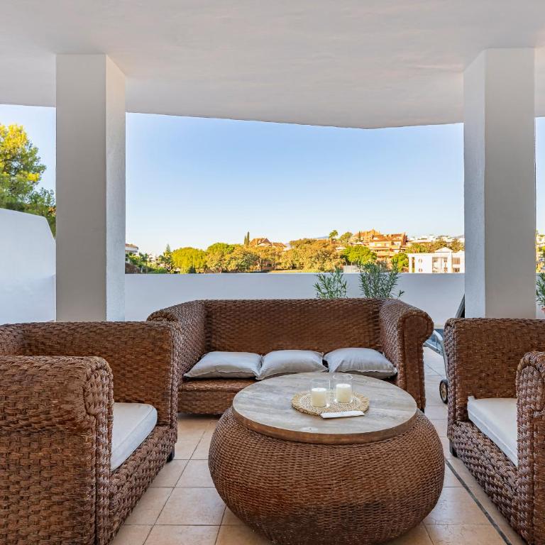 Rent Prestige- Jardines Andalucia Puerto Banus - Two-Bedroom Apartment - 30
