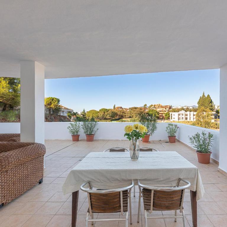 Rent Prestige- Jardines Andalucia Puerto Banus - Two-Bedroom Apartment - 32