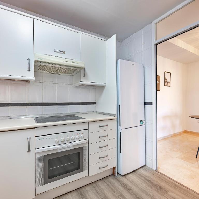 Rent Prestige- Jardines Andalucia Puerto Banus - Two-Bedroom Apartment - 9