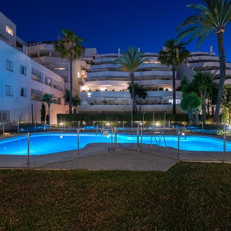 Rent Prestige- Jardines Andalucia Puerto Banus - Two-Bedroom Apartment - 36